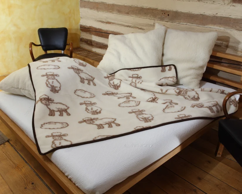 Hřejivá deka merino Ovečka 135x200